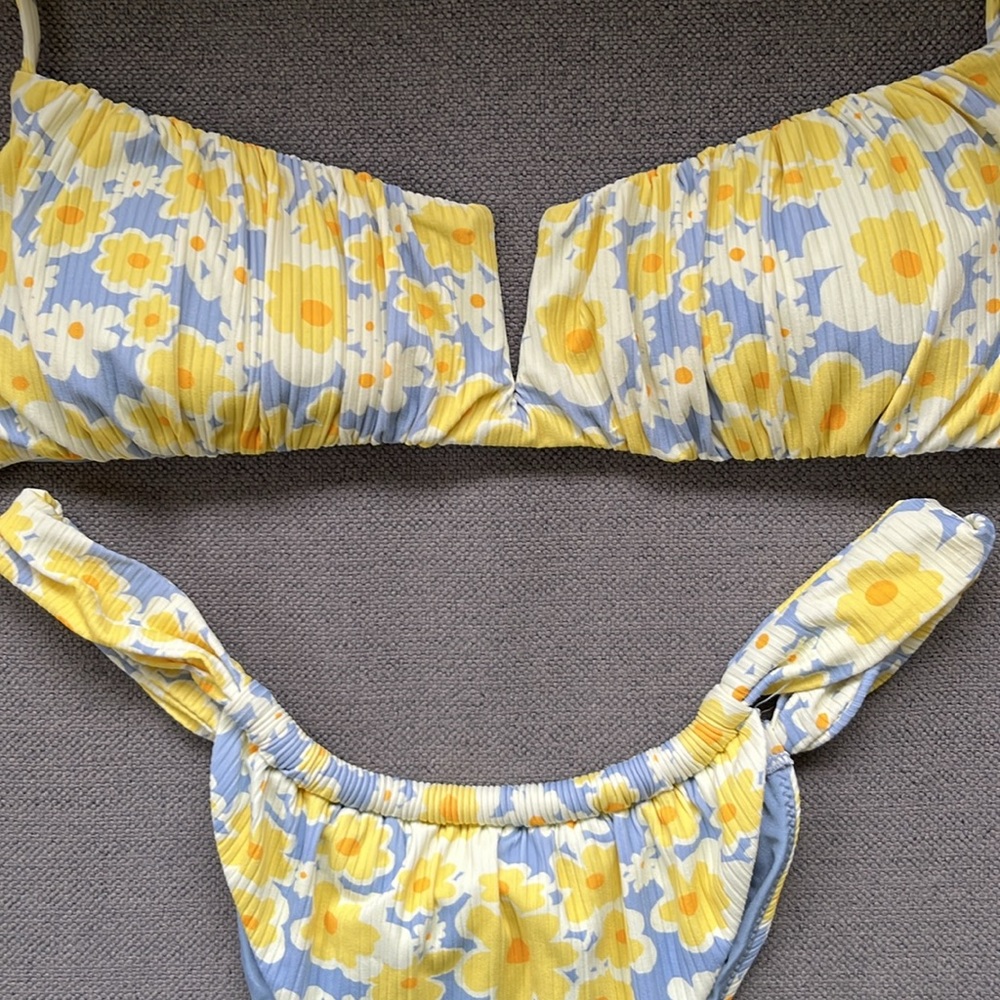 Floral Yellow & Light Blue Ribbed Bikini Set - Picture 2 of 4